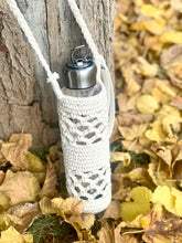 Load image into Gallery viewer, Eco-Friendly Crochet Bottle Carrier